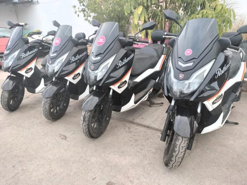 PUERTO RICO: XL MAXISCOOTER 125 DAY RENTAL -DEPOSIT REQUIRED - Starting Point at MULTIACTIVITY STAND MOTOS