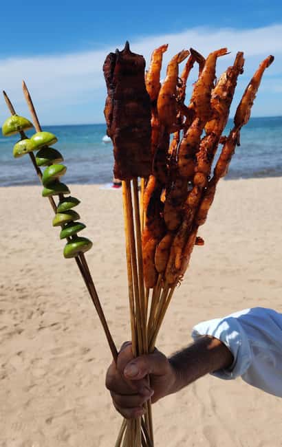 Puerto Vallarta: 3 Hour Eating, Walking, and Shopping Tour - Sampling Mexican Street Food and Hidden Eateries