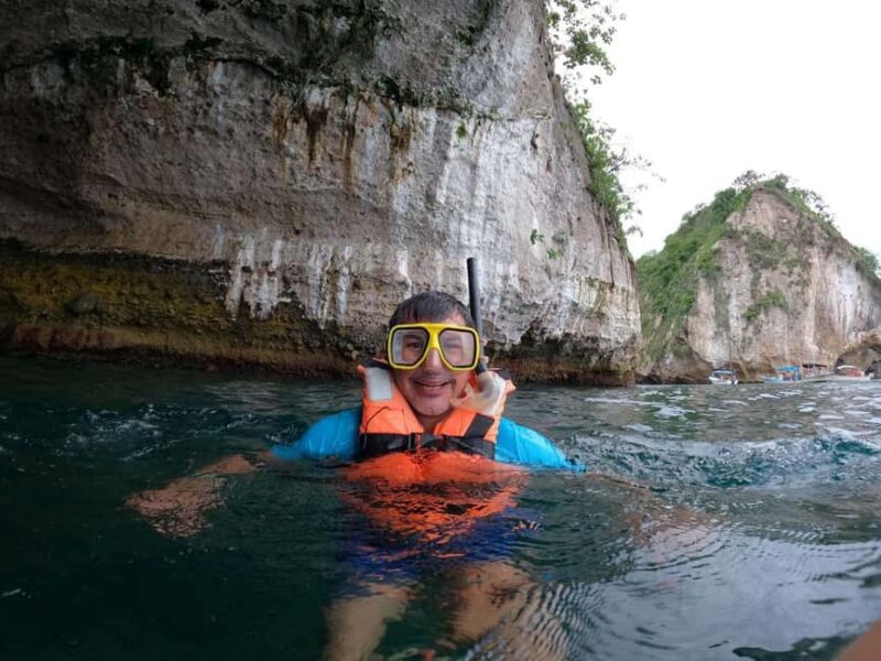 Puerto Vallarta: All-inclusive cruise-ship passenger snorkeling beach and waterfall - Snorkeling at the Arches of Mismaloya and the Bay