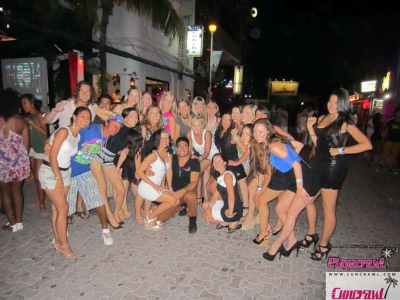 Puerto Vallarta: All you can drink Bar Crawl - Venue Experience: Mandala Nightclub and La Vaquita