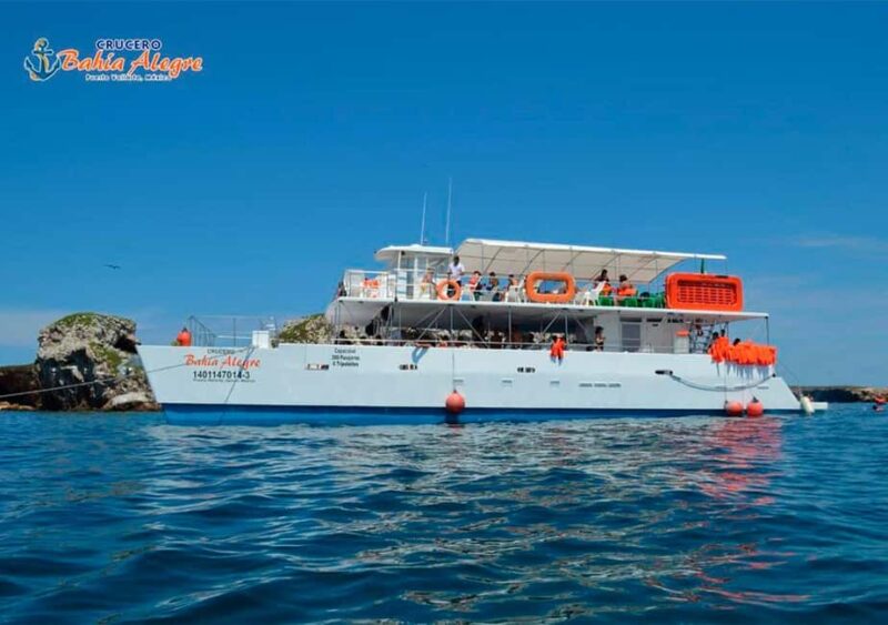 Puerto Vallarta: Cruise, Breakfast, Lunch & Open Bar Onboard - The Water Activities and Equipment Provided