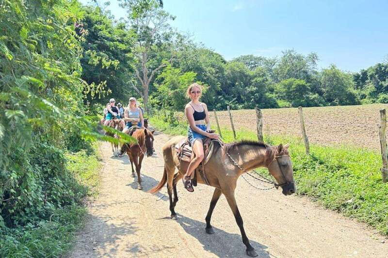 Puerto Vallarta: Horseback Riding at Hacienda Doña Engracia - Exploring Hacienda Doña Engracia and Leisure Time