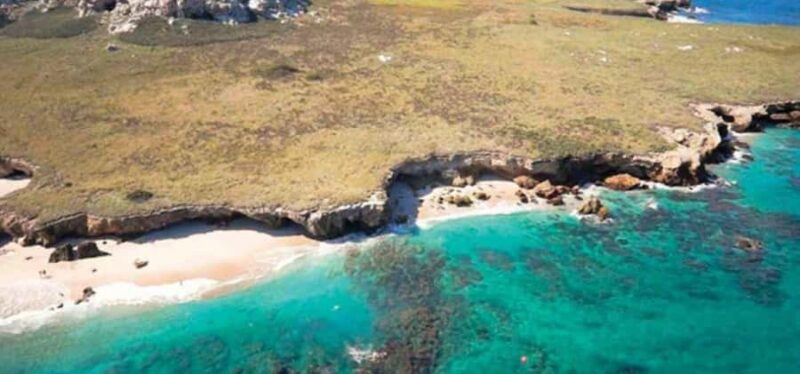 Puerto Vallarta: Marietas Paradise Tour + Lunch & Open Bar - Lunch and Refreshments: Tasting Mexican Flavors and Refreshing Drinks