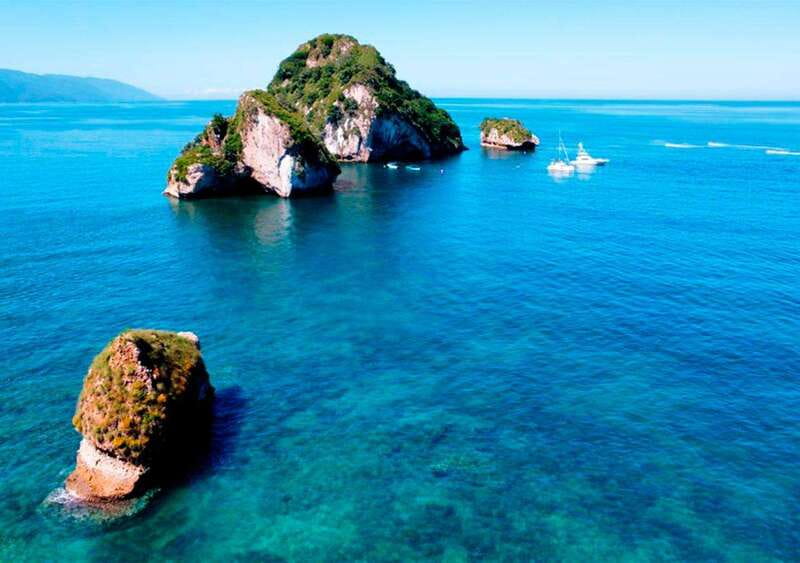 Puerto Vallarta: Private Sail, Snorkel and Beach - Discover the Charm of Puerto Vallarta’s South Shore by Private Sail