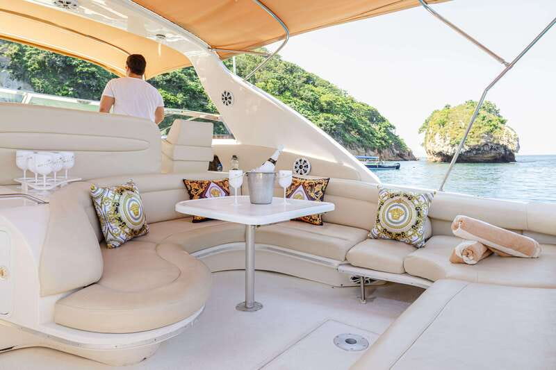 Puerto Vallarta Private Yacht Adventure 5 Hours + 1 Hour Free. - Explore Puerto Vallartas Coastline with a Private Yacht for 6 Hours