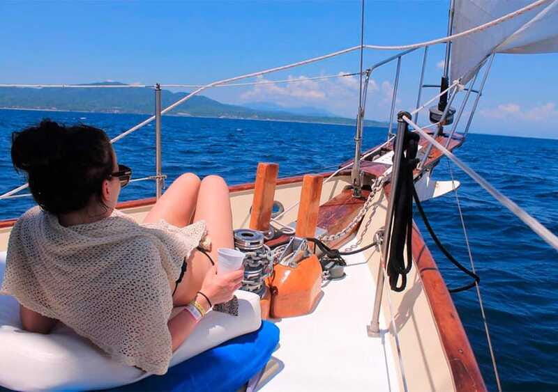Puerto Vallarta: South Shore Sail, Snorkel and Beach - Sailing Back in Style with Sails Raised