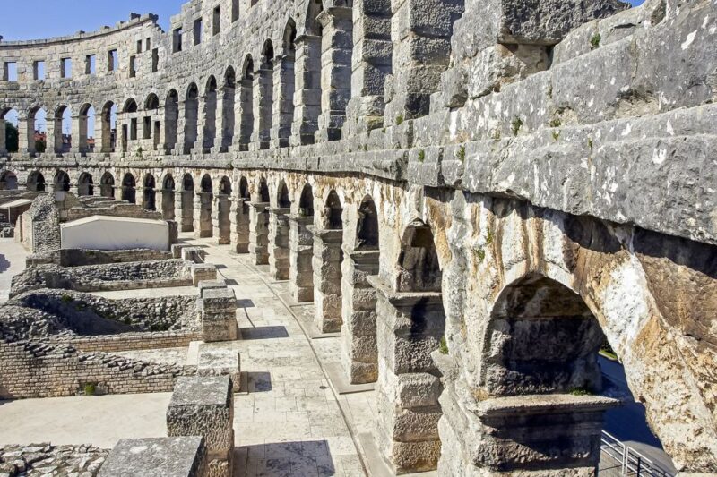 Pula: Arena Entrance Ticket - The Role of the Amphitheater in Modern Pula