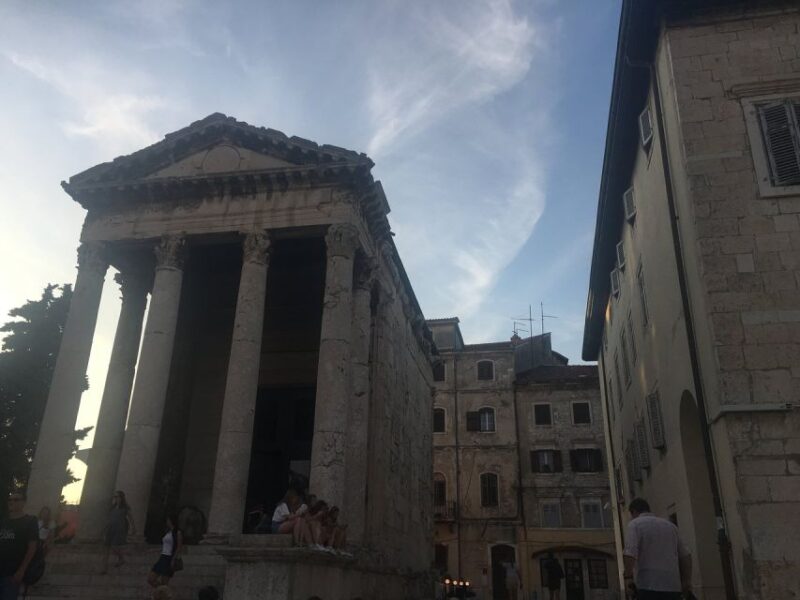 Pula Essentials Walking Tour - Key Points