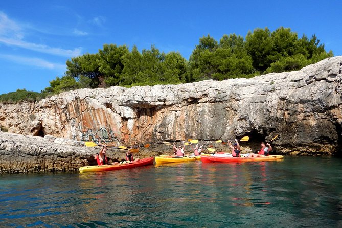 Pula Kayak, Cliffs & Snorkeling Adventure - Guides Who Know the Area and Keep It Safe