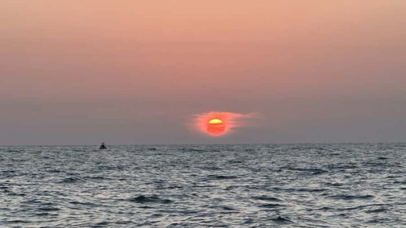 Punta Gorda: Gulf Coast Sunset Boat Tour - What to bring on the tour