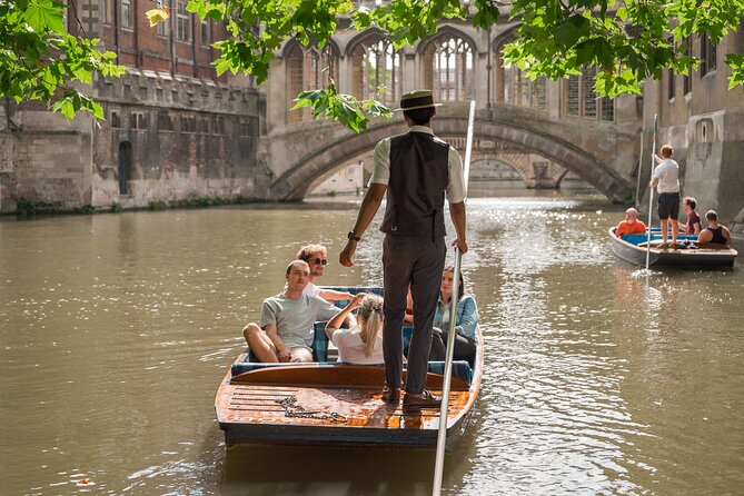 Punting Tour in Cambridge - Iconic Sight of King’s College Chapel