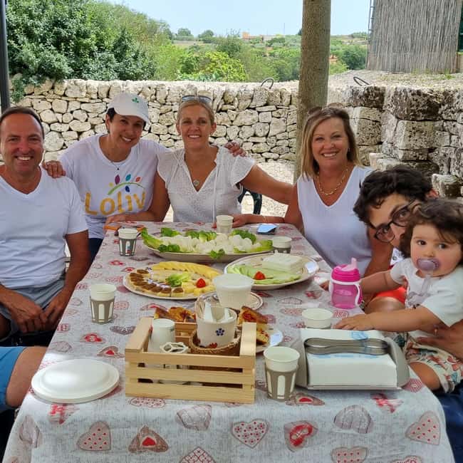 Putignano: Make and taste still warm mozzarella - Putignano: Make and taste still warm mozzarella