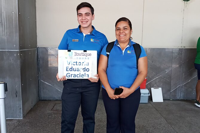 PVR VIP Round trip transfers Airport - Downtown - Airport - Key Points