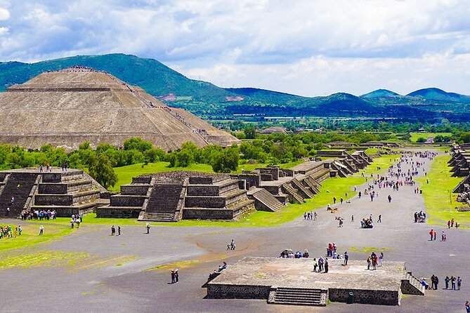 Pyramids of Teotihuacán and Basilica of Guadalupe - Key Points