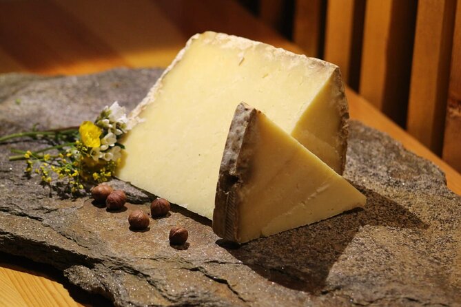 Quebec City - Agricultural Walking Tour on Ile d'Orléans - Tasting Experiences and Local Beverages