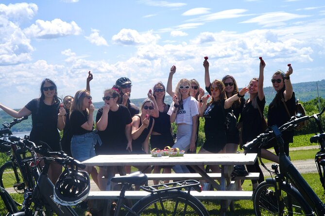 Quebec City - E-Bike Tour - Welcome to Wendake! - Logistics: Meeting Point and Group Size