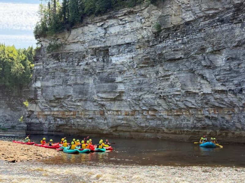 Quebec City: Guided rafting and kayaking 30 minutes from the city  Family - Discover Quebec’s Spectacular Schist Canyon