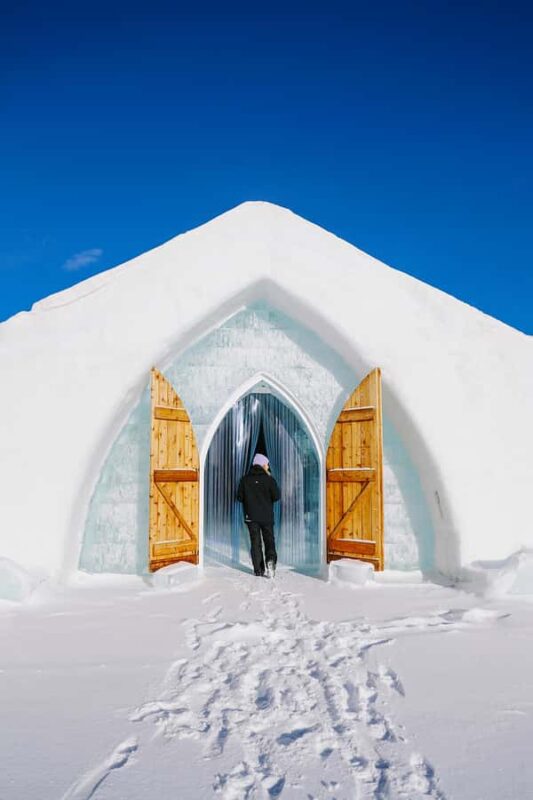 Quebec City: Hotel de Glace Ice Hotel Visit - How to Access the Hôtel de Glace