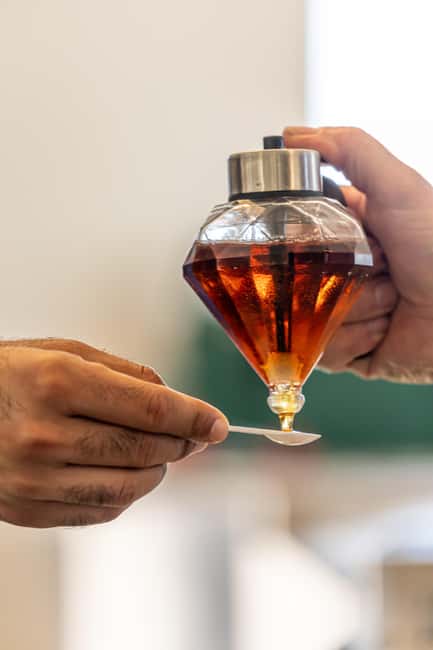 Quebec City: Ile d'Orléans Guided E-Bike Tour with Tastings - The Route Along Chemin Royal and the Village of St. Petronille