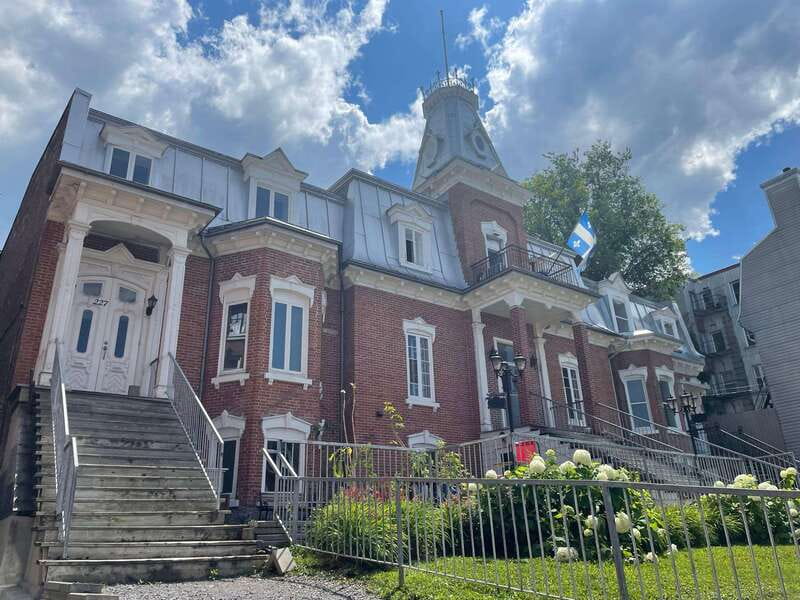 Quebec City: Montcalm & St-Jean Baptiste Walking Tour (2,5h) - Why Choose This Tour Over Others?