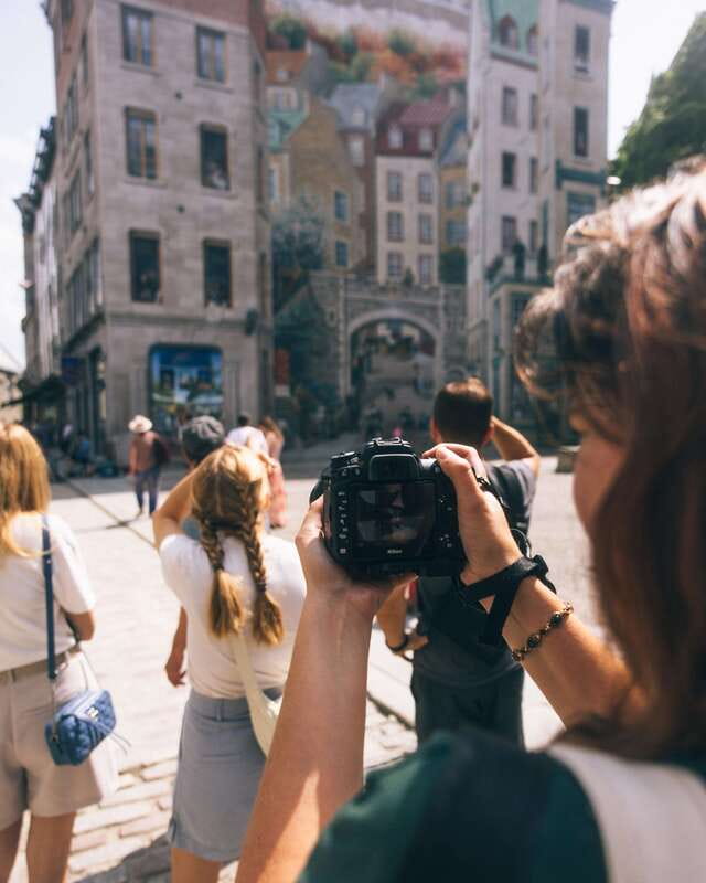 Quebec City Private Walking Tour with Funicular Ride - Exploring the Historic Districts of Old Quebec