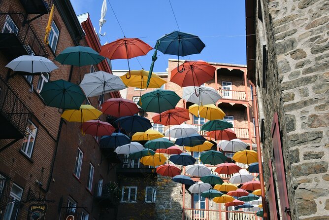 Quebec City Scavenger Hunt and City Highlights Walking Tour - Meeting Point and Tour Logistics