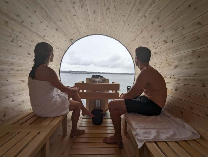 Quebec City: Sunset Ice Canoe Experience with Sauna - Suitability and Accessibility