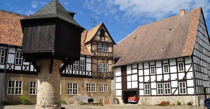 Quedlinburg Private Guided Walking Tour - Explore Quedlinburg’s Medieval and Art Nouveau Treasures