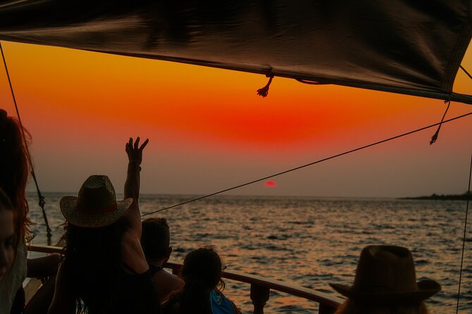 Queen Bee Sunset Cruise with Swim Stops and Dinner - The Crew: Friendly, Entertaining, and Accommodating