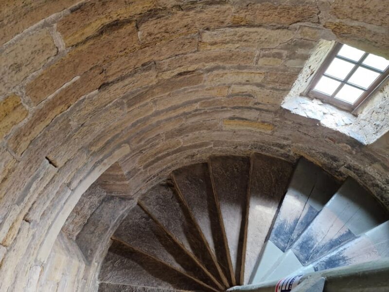 Queensferry: Sightseeing Cruise to Inchcolm Island - Exploring Inchcolm Island’s Historic Abbey and Defenses