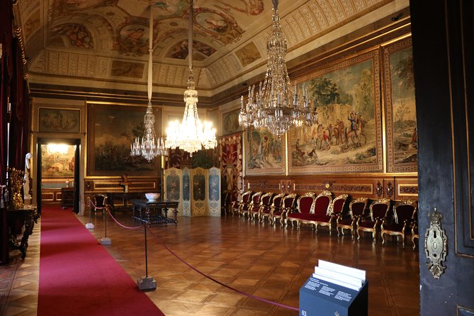 Queluz and Ajuda Palaces Private Tour, Lisbon´s forgotten history. - The Optional Monserrate Palace Alternative