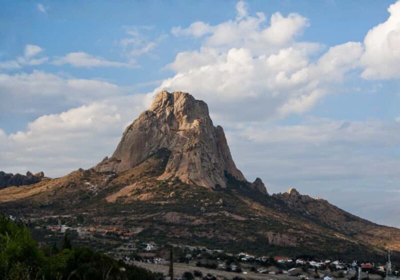 Queretaro: Cheese & Wine Tour (English) - Visiting the Vineyards: From Artisanal to Renowned