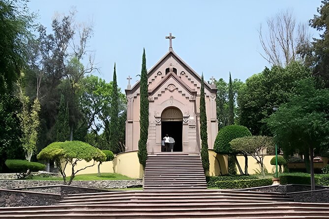 Queretaro Tour from Mexico City Explore Ruins and UNESCO City - Local Delicacies and Traditions