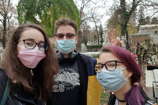 Quest Experience in Bellu Cemetery Bucharest - Flexibility and Accessibility
