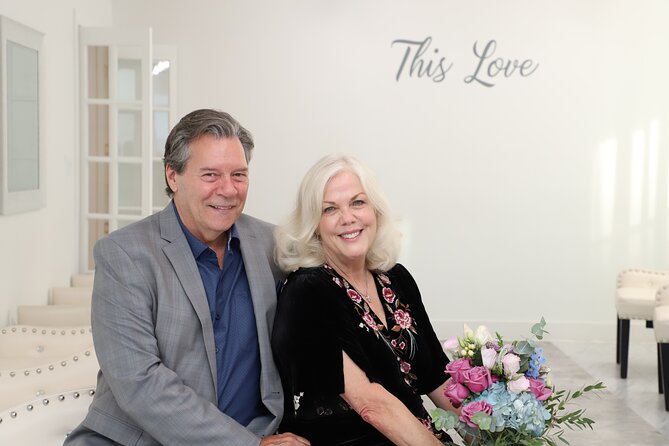 Quickie Las Vegas Wedding at Paradise Wedding Chapel - Meeting Point and Accessibility in Downtown Las Vegas