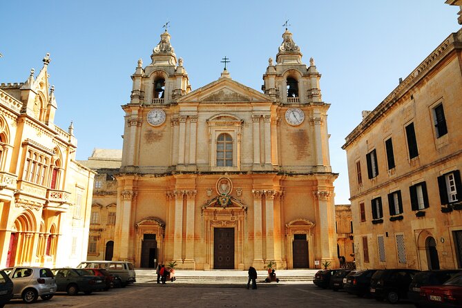 Rabat Mdina and San Anton Gardens Group Tour with St. Paul's Catacombs - Descending into the Past at St. Paul’s Catacombs