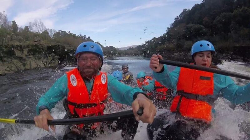 RADICAL ADVENTURE IN MELGAÇO: RAFTING ON THE MINHO RIVER - Ideal Participants and Experience Suitability
