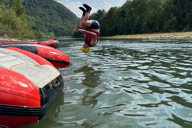 Rafting activity with family in Lucca - Key Points