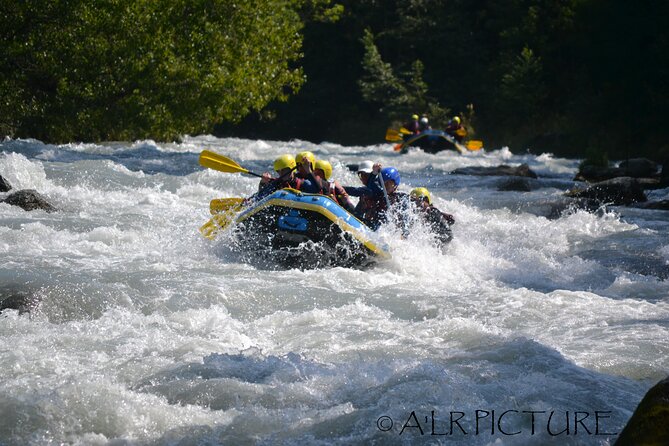 Rafting at the foot of Mont Blanc in Chamonix - Starting Point in Chamonix at LArveyron