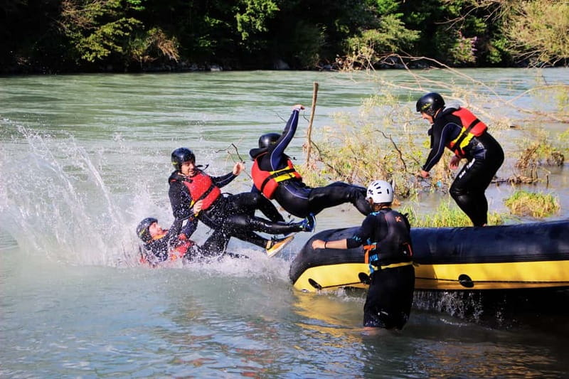 Rafting Extra Fun with Indomita - The Guides and Multilingual Support