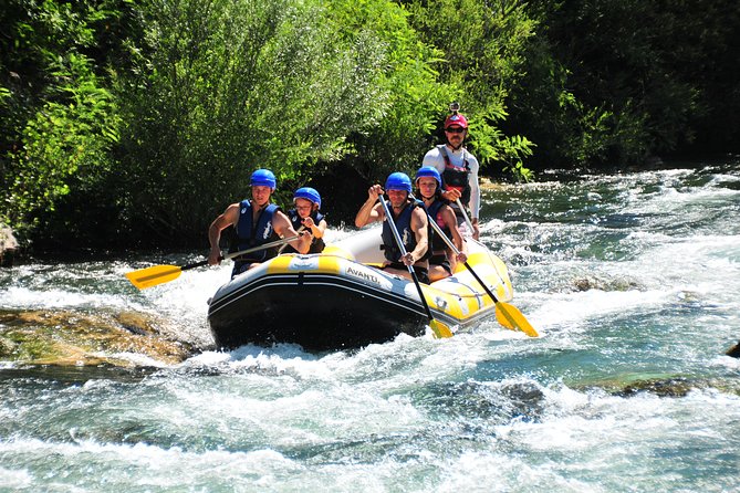 Rafting in a small group with caving & cliff jumping,free photos & videos - Key Points