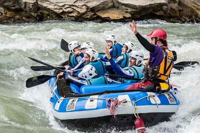 Rafting in Gallego River - Spain, Murillo de Gallego - UR Pirineos - What Equipment Is Included and What to Bring