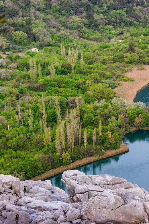 Rafting on Cetina river from Split - The Experience of the Guides and Pacing