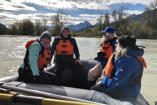 Rafting to Chilkat Bald Eagle Preserve from Haines - The 1.5-Hour Raft Float on the Chilkat River