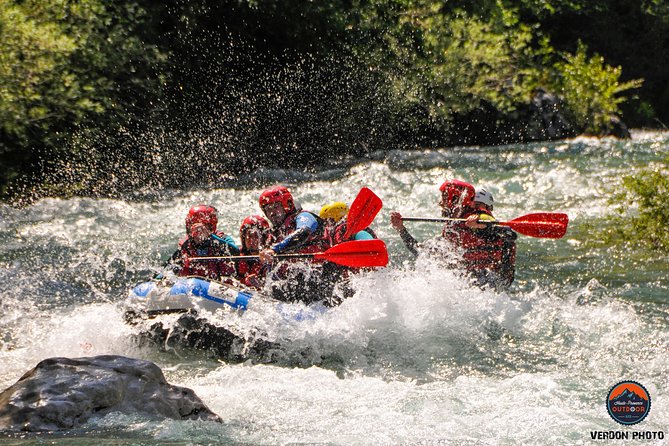 Rafting Verdon  Explor Verdon  Family Course - Preparing for the Rafting Adventure in Castellane