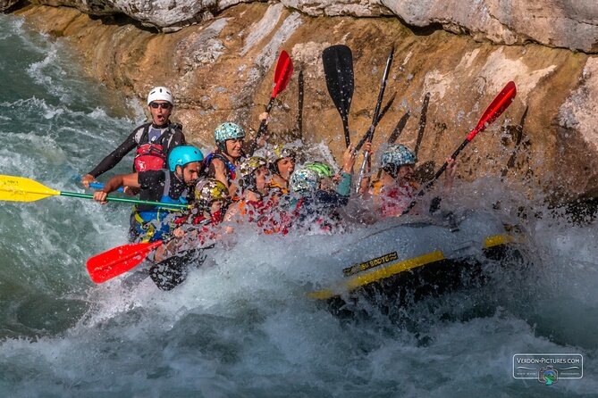 Rafting Verdon Gorges - Starting Point at VERDON XP & The Funny Helmets in Castellane