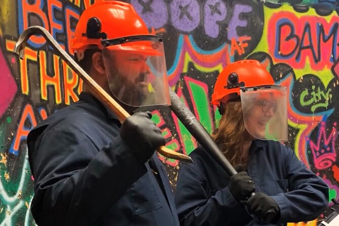 Rage Room Las Vegas Smash Room Fremont Street - Drinking and Smashing: A Unique Vegas Twist