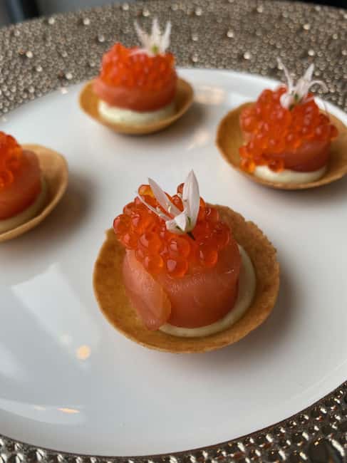 Ragusa: Sunday Brunch with Sparkling Welcome Drink - Dessert and Refreshing Finish Options