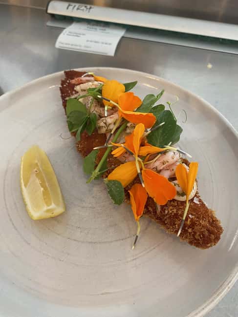 Ragusa: Sunday Brunch with Sparkling Welcome Drink - Meeting Point and Setting in Ragusa