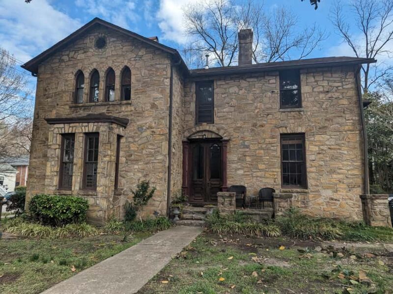Raleigh: Oakwood and N. Blount Architecture & History Tour - Explore Raleigh’s Historic Neighborhoods with a $19 Guided Tour